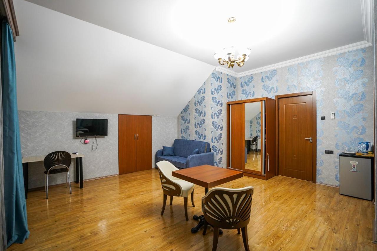 Natali Hotel Bordżomi Zewnętrze zdjęcie