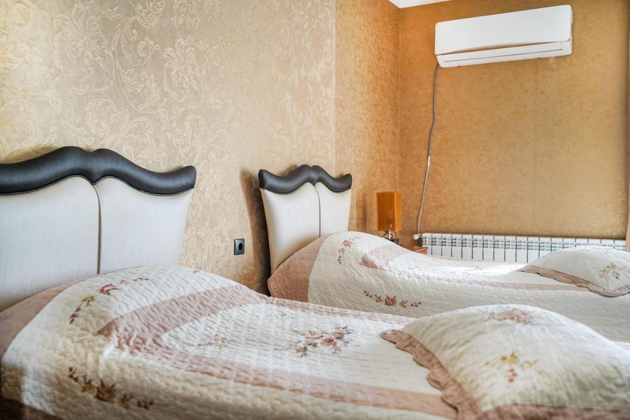 Natali Hotel Bordżomi Zewnętrze zdjęcie