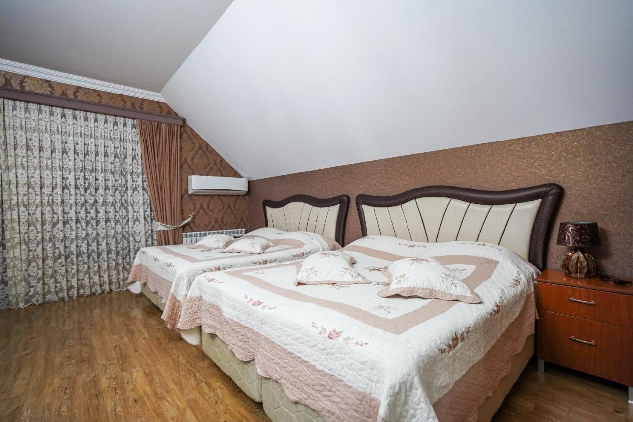 Natali Hotel Bordżomi Zewnętrze zdjęcie