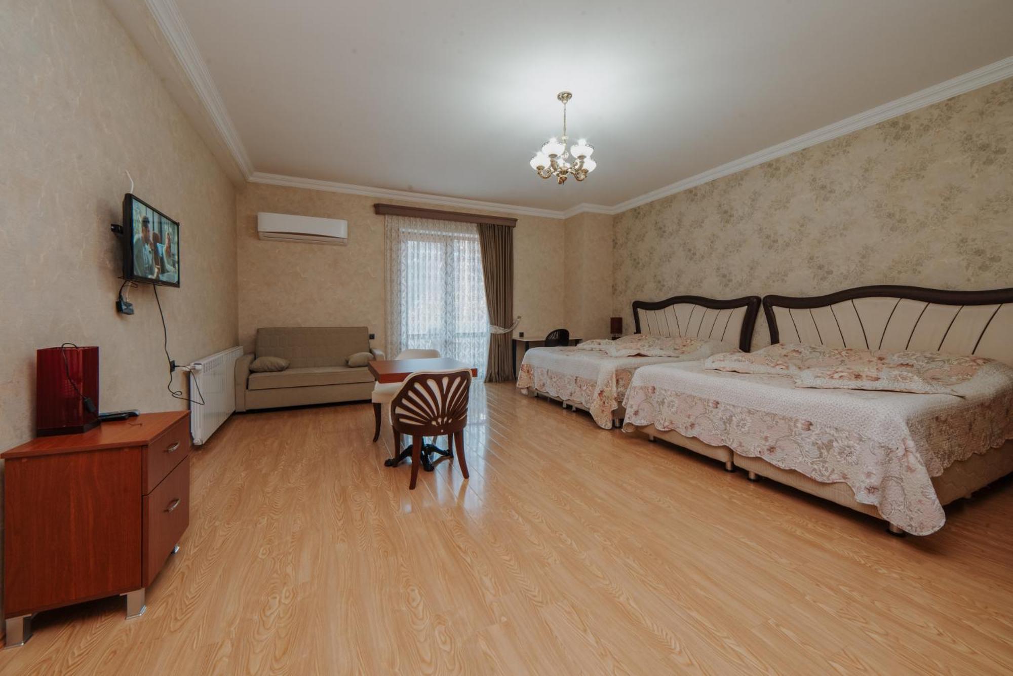 Natali Hotel Bordżomi Zewnętrze zdjęcie